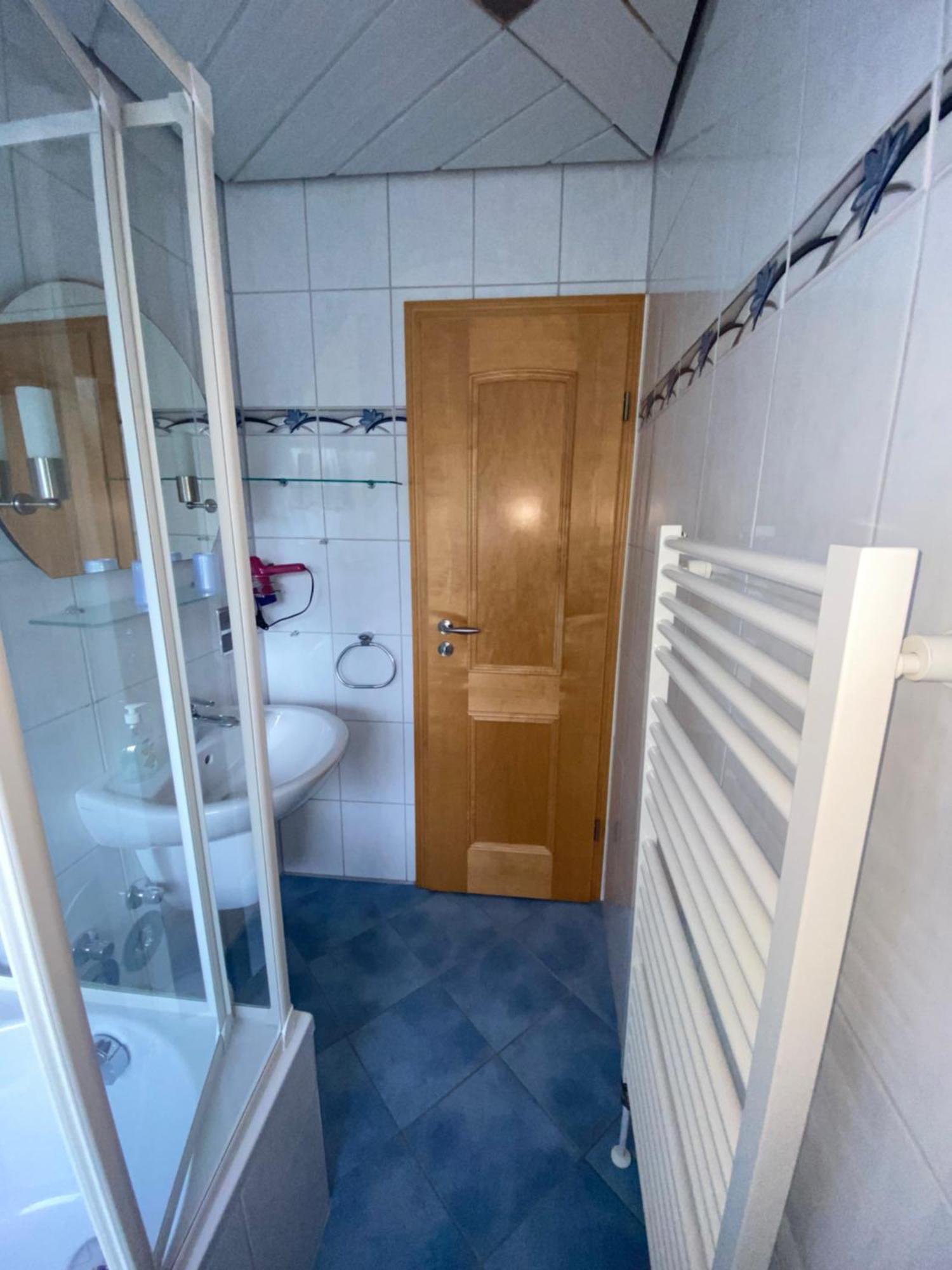 Stadtzentrumnahe Wohnung An Der Gruenen Aue, Kostenfreier Parkplatz Fulda Esterno foto